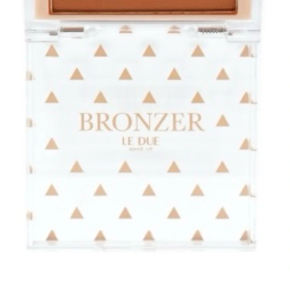 Bronzer Makeup Bronzing Powder - Honey Golden NWT